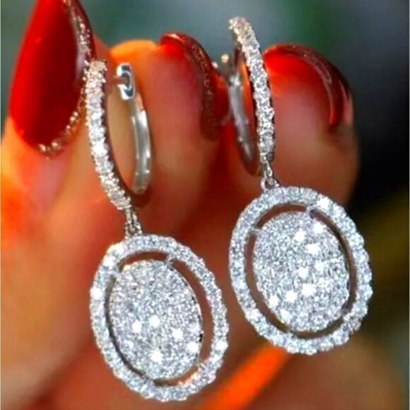 New Women's Clear White Diamond Dangle Lever Back Earrings o… - Picture 10 of 12